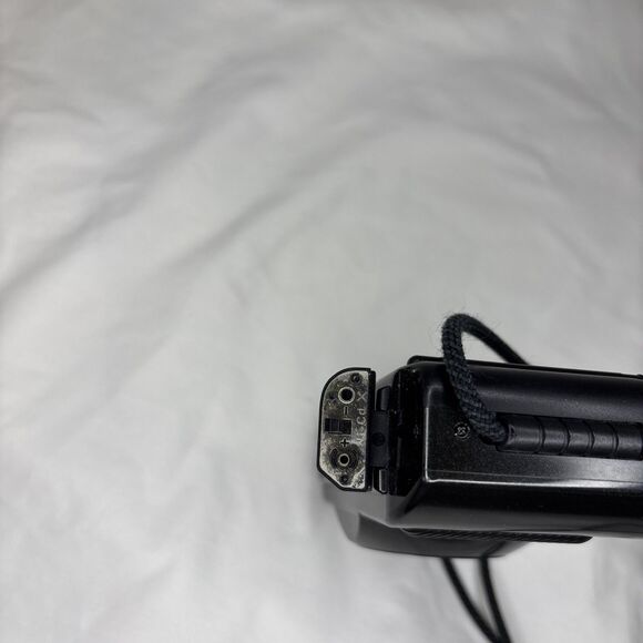 Canon Snappy S 35mm Film Camera Compact Point and Shoot Automatic Built-in Flash - Picture 5 of 7